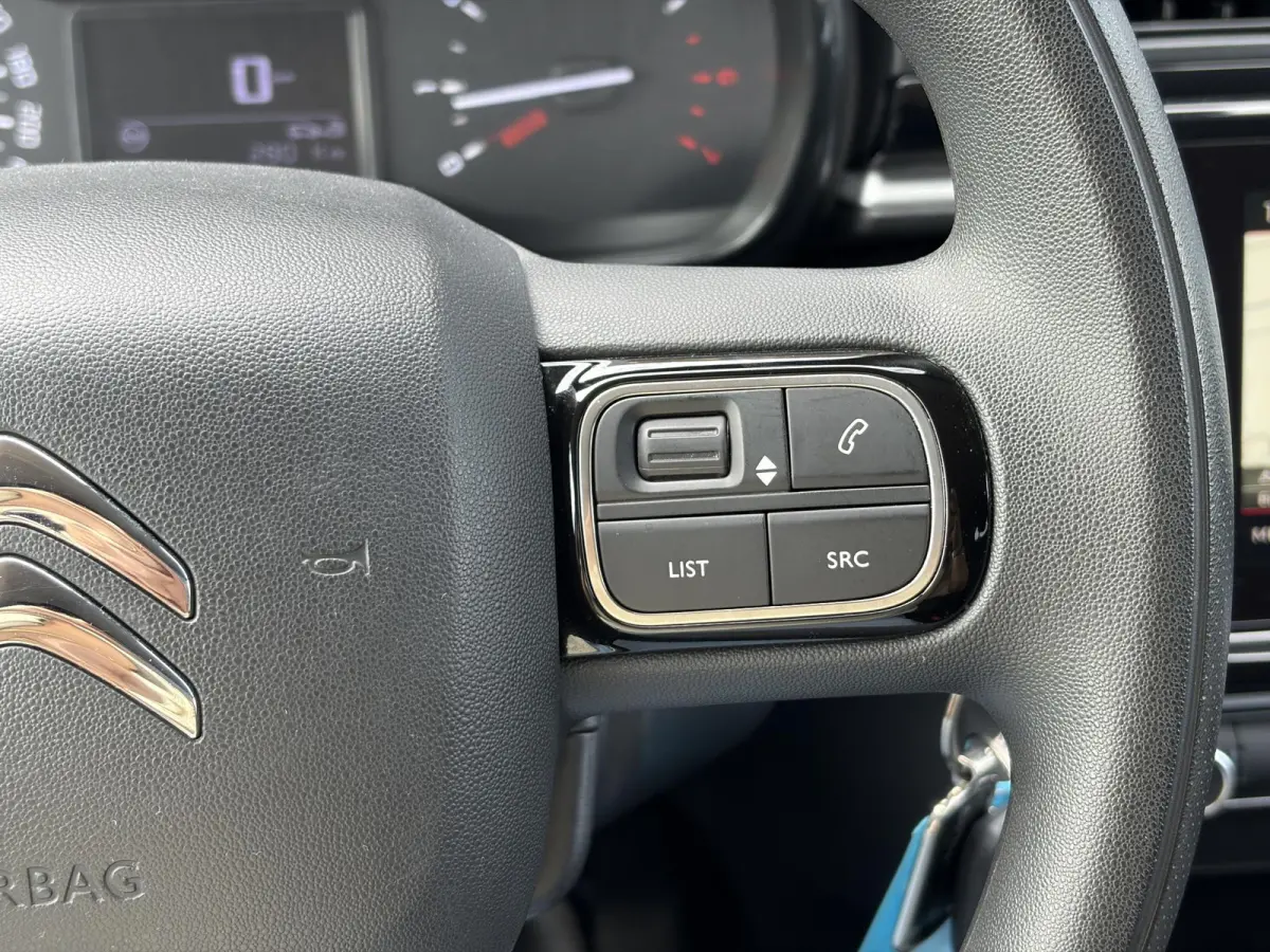 1.2 PureTech Feel Edition 2e Eigenaar,Navi,Carplay,Clima,Cruise,Pdc,Rijstrooksensor,Lm velgen,N.A.P,Net beurt gehad,Bj 12-2017,Apk tot 02-2027
