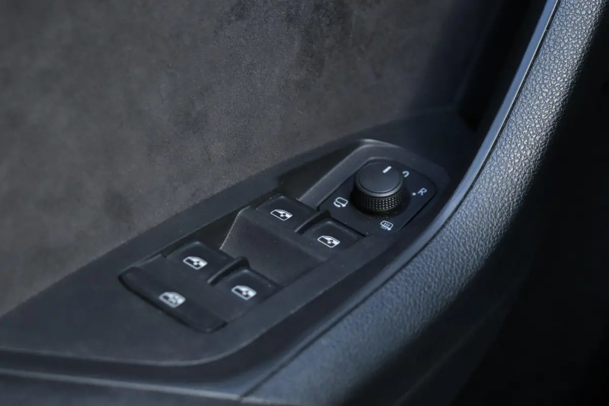 1.5 TSI / 150PK / DSG / Sportline / Camera / NAVI / Adaptieve Cruise Control / Trekhaak / 19"!