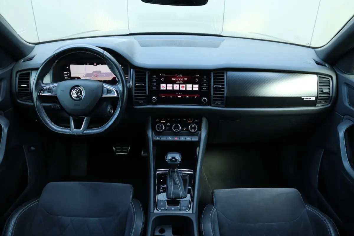 1.5 TSI / 150PK / DSG / Sportline / Camera / NAVI / Adaptieve Cruise Control / Trekhaak / 19"!
