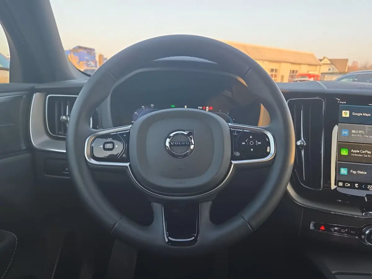 2.0 T8 Plug-in hybrid AWD Plus Dark (335kW/455PK) ** PANORAMA, ACC, VERW. ST, 21-inch LMV ** 1e EIG - UNFALLFREI ** ** INFORMEER OOK NAAR ONZE AANTREKKELIJKE FINANCIAL-LEASE TARIEVEN **
