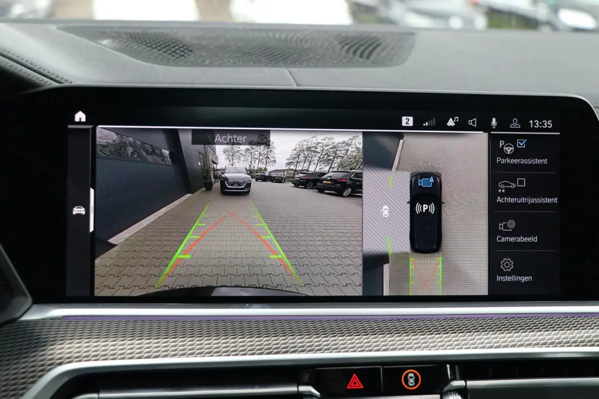 xDrive45e High Executive M-SPORT Panodak Headup Trekhaak ShadowLine Stoel/Stuur verwarming Carplay Luchtvering 22''Inch Laserlicht BJ2021