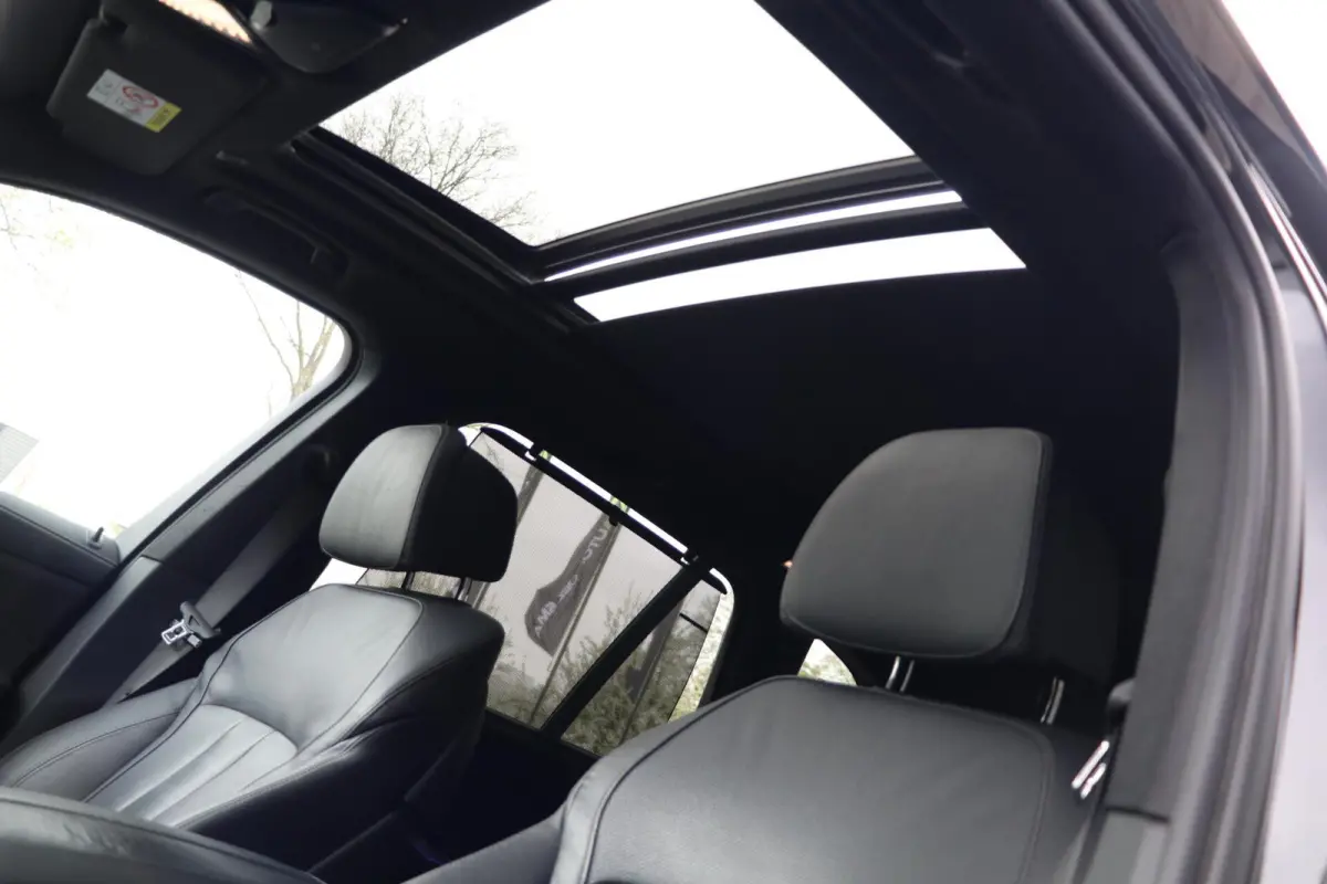 xDrive45e High Executive M-SPORT Panodak Headup Trekhaak ShadowLine Stoel/Stuur verwarming Carplay Luchtvering 22''Inch Laserlicht BJ2021