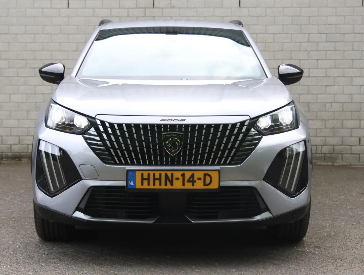 1.2 100 Allure | Navigatie | Keyless Entry | Cruise Control