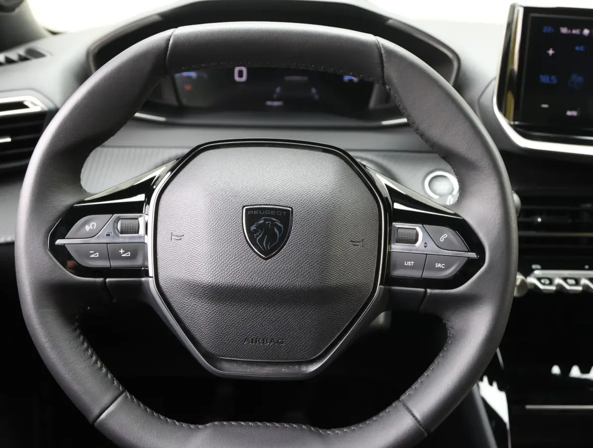 1.2 100 Allure | Navigatie | Keyless Entry | Cruise Control