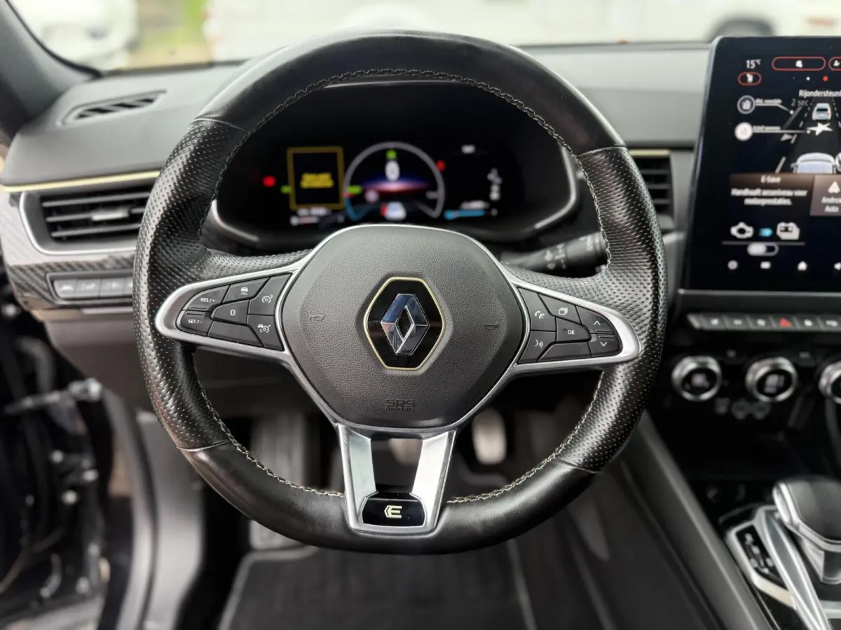 1.6 E-Tech full hybrid 145 techno,carplay