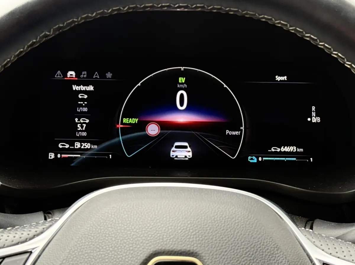 1.6 E-Tech full hybrid 145 techno,carplay