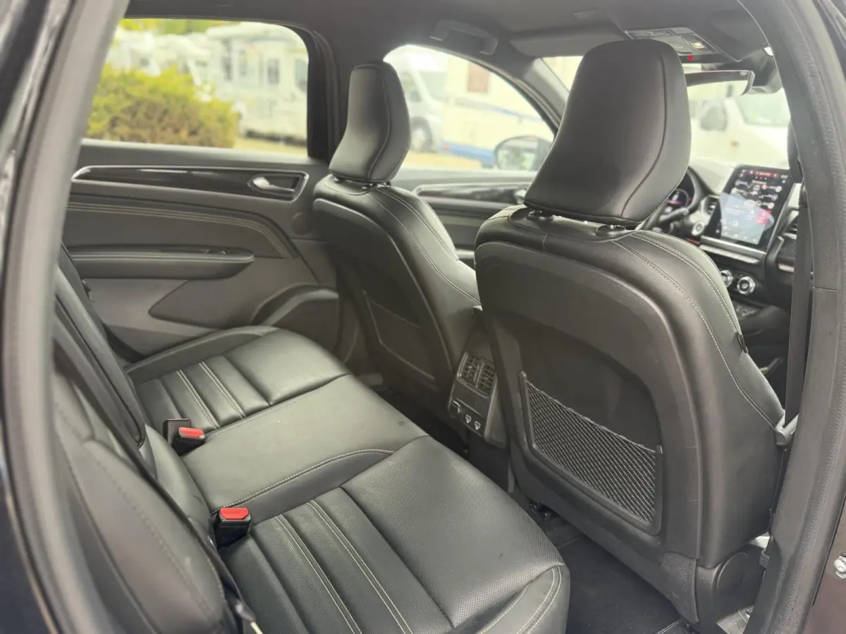 1.6 E-Tech full hybrid 145 techno,carplay