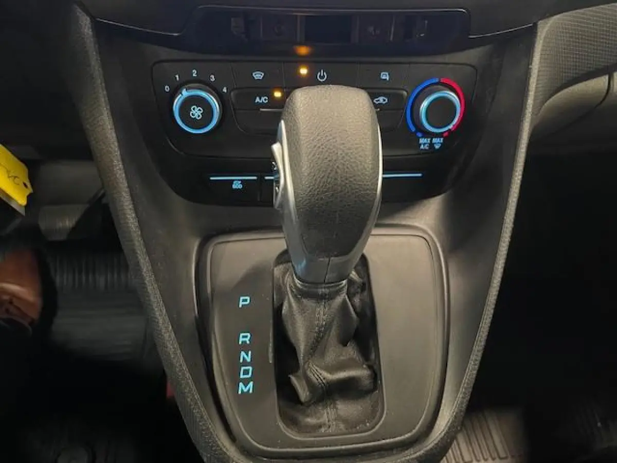 1.5 EcoBlue L2 Trend Navigatie Airco Parkeersensoren Cruise Control 3Zits Camera DAB+