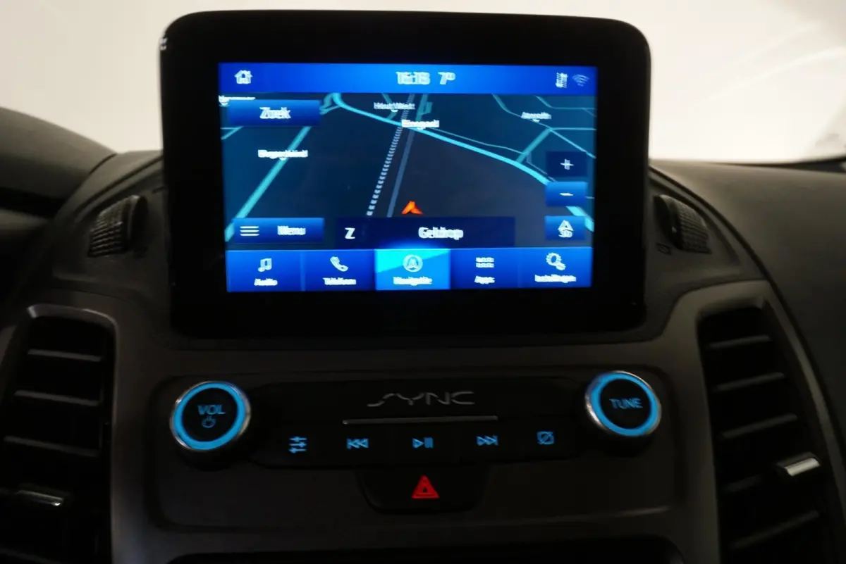 1.5 EcoBlue L2 Trend Navigatie Airco Parkeersensoren Cruise Control 3Zits Camera DAB+