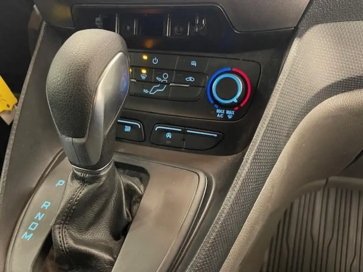 1.5 EcoBlue L2 Trend Navigatie Airco Parkeersensoren Cruise Control 3Zits Camera DAB+
