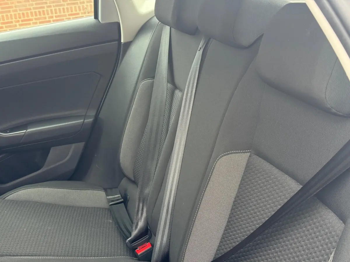 1.0 TSI Life Business Lane assist PDC V+A