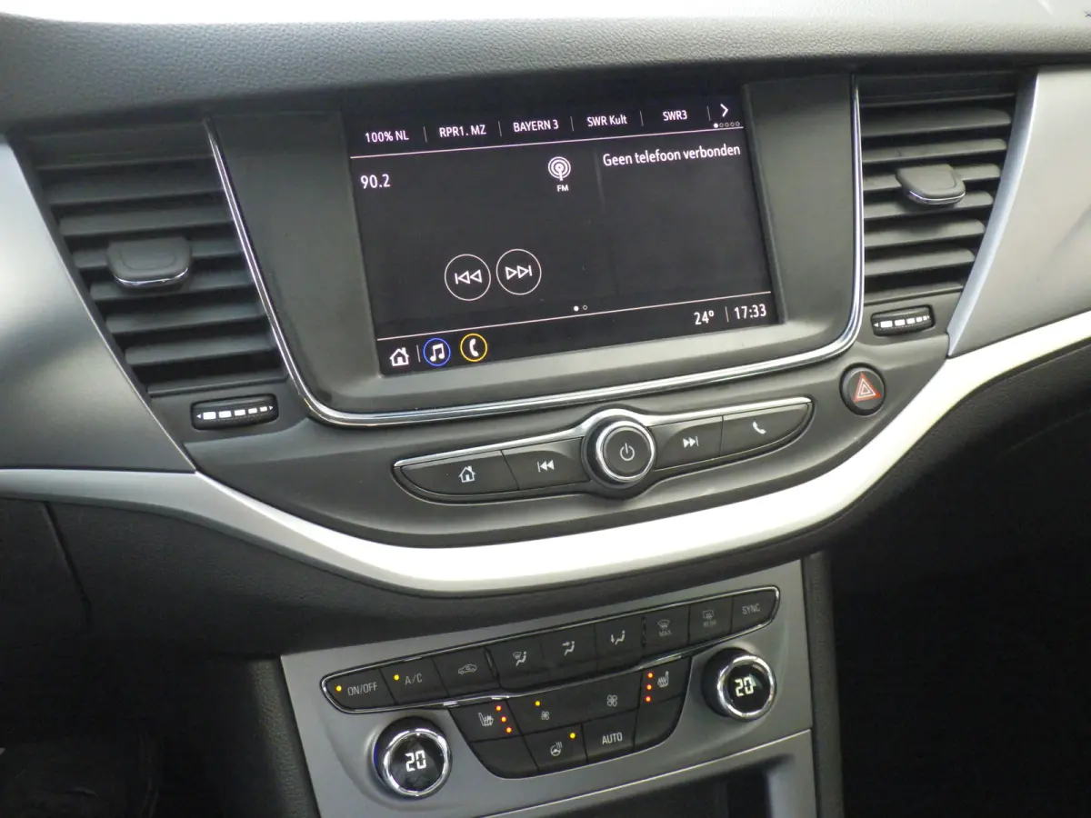 1.2 Edition, Trekhaak, Camera, Carplay, Cruise!