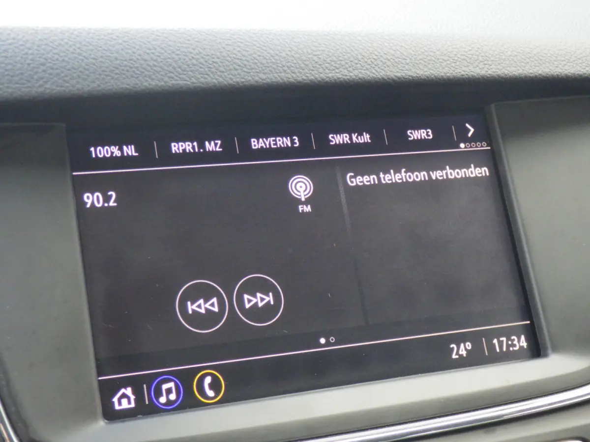 1.2 Edition, Trekhaak, Camera, Carplay, Cruise!
