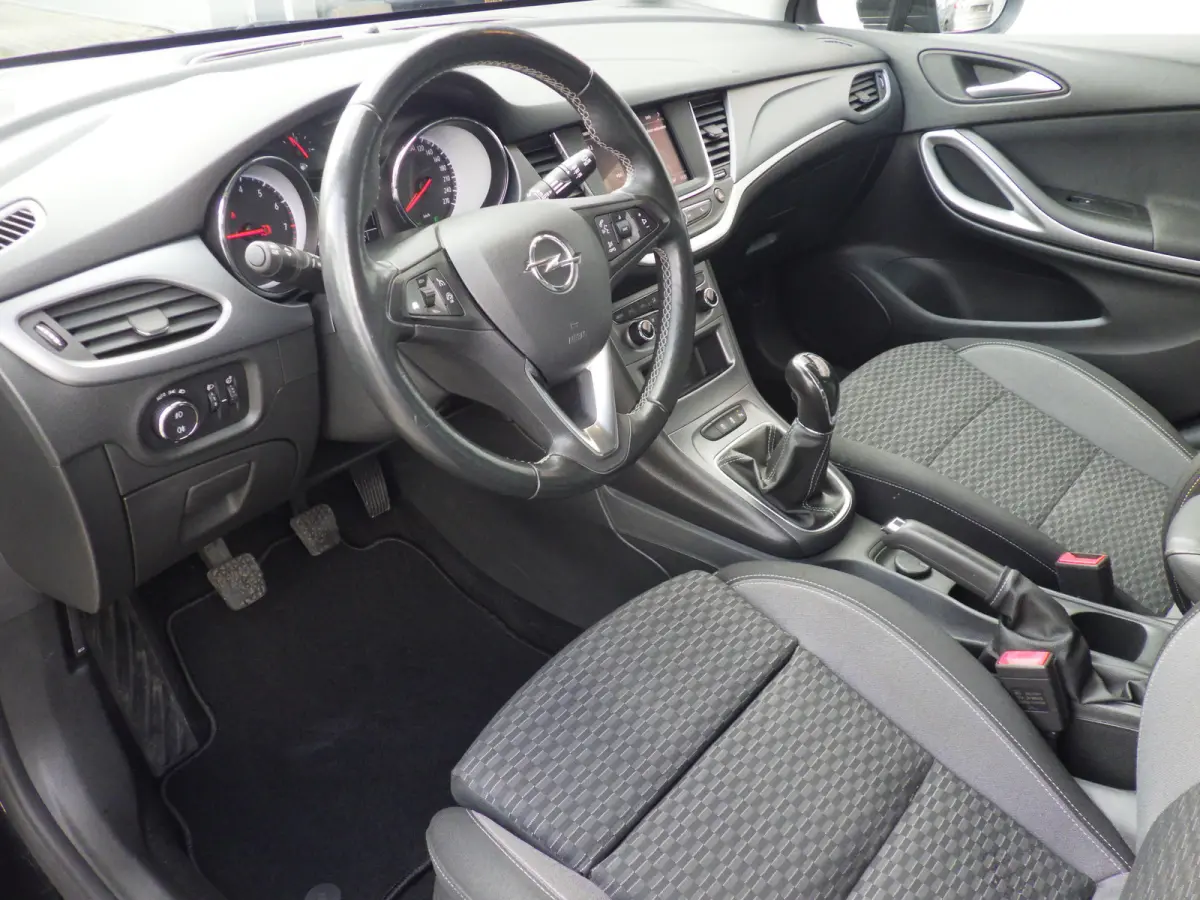 1.2 Edition, Trekhaak, Camera, Carplay, Cruise!