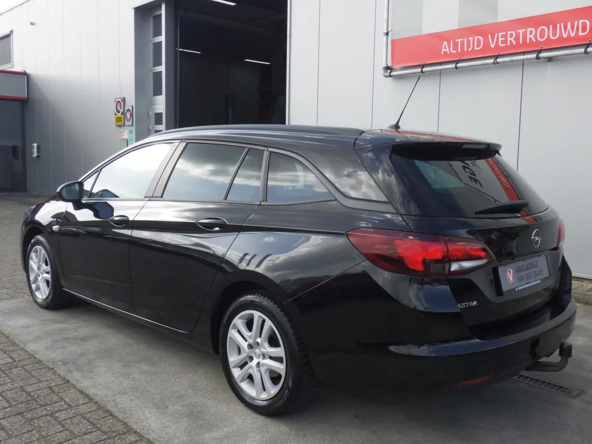 1.2 Edition, Trekhaak, Camera, Carplay, Cruise!