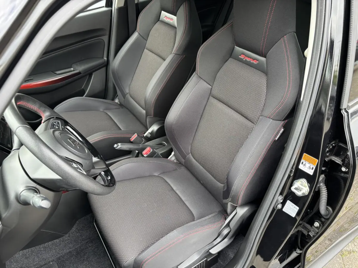 1.4 Sport 130pk Smart Hybrid | Adaptive | Camera | Carplay | Dodehoek | Clima