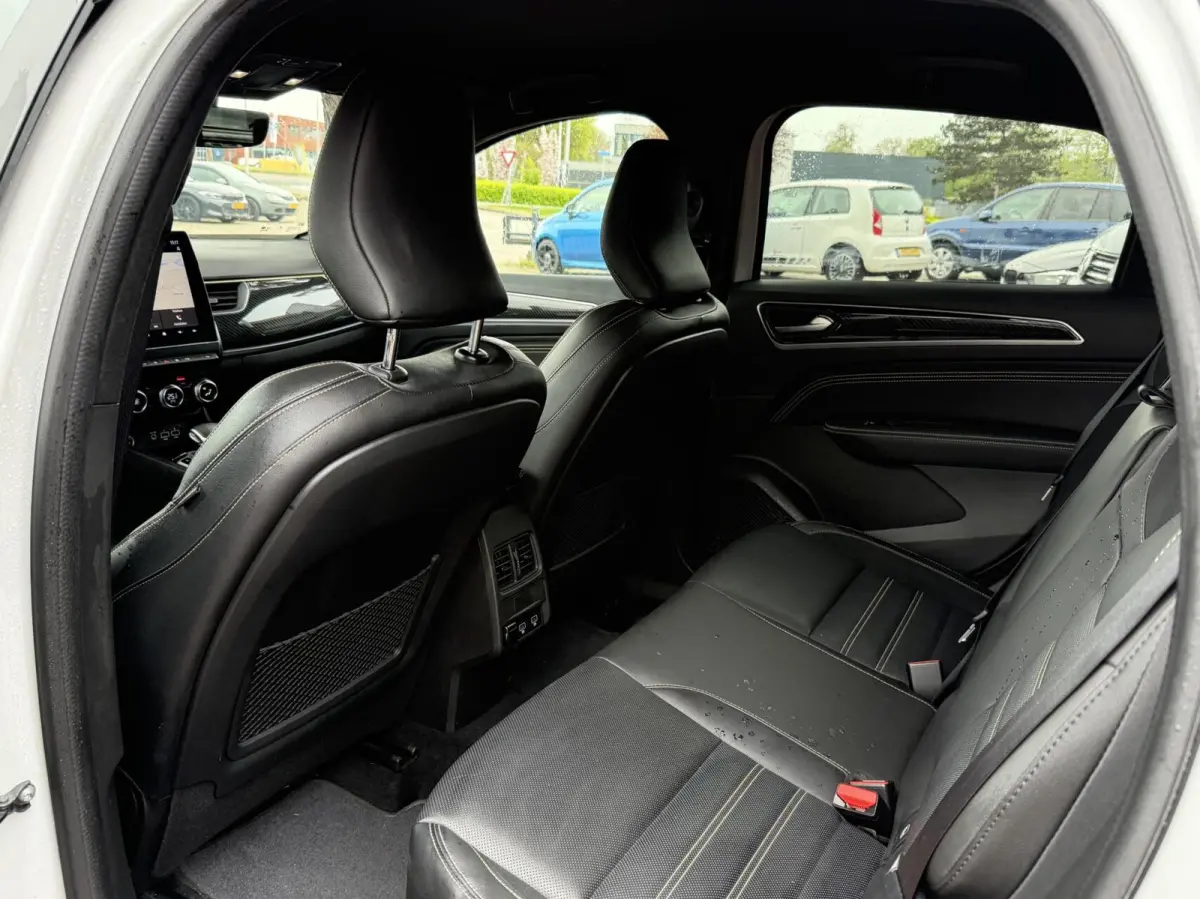 1.6 E-Tech full hybrid 145 techno,carplay