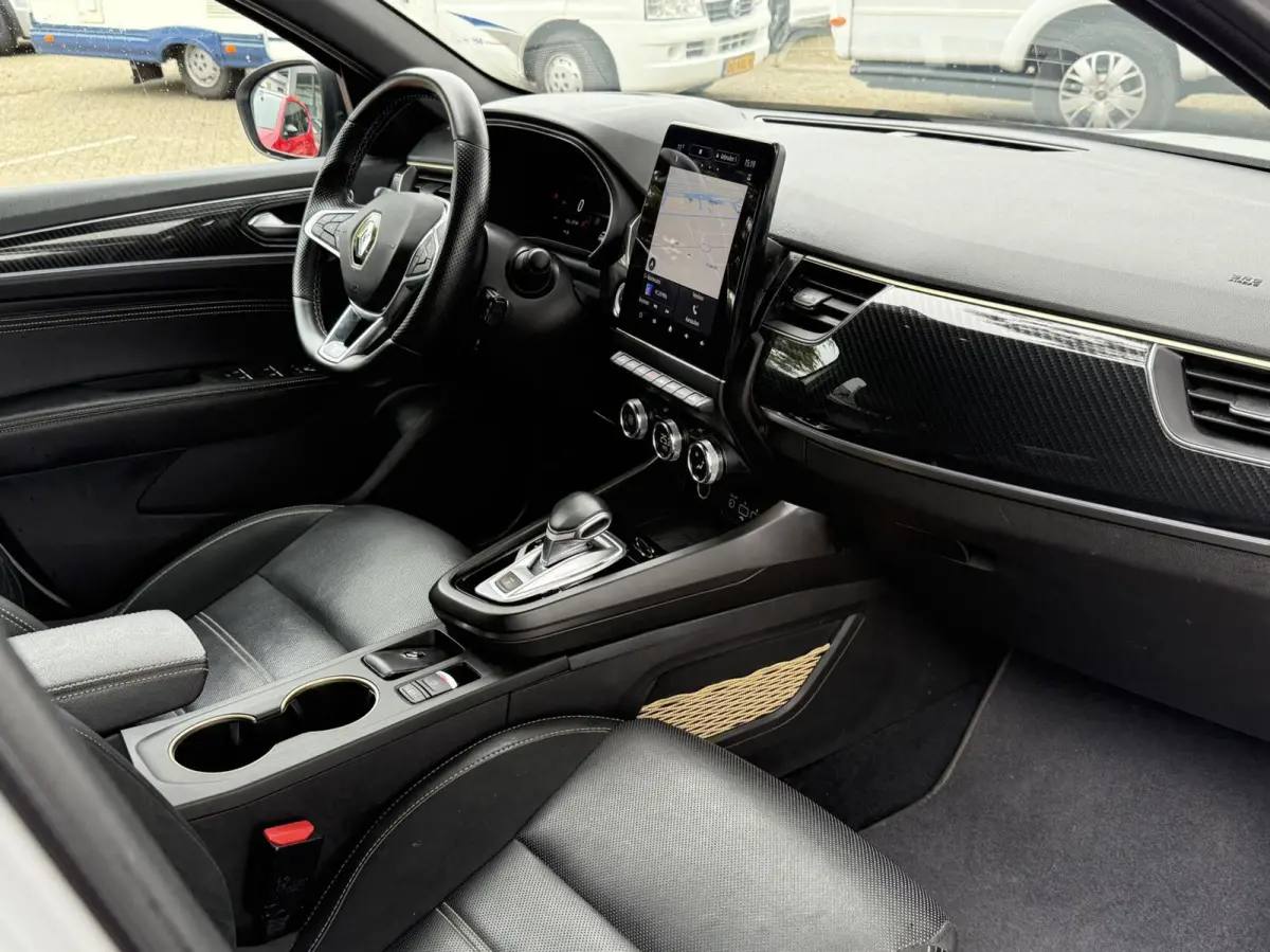 1.6 E-Tech full hybrid 145 techno,carplay