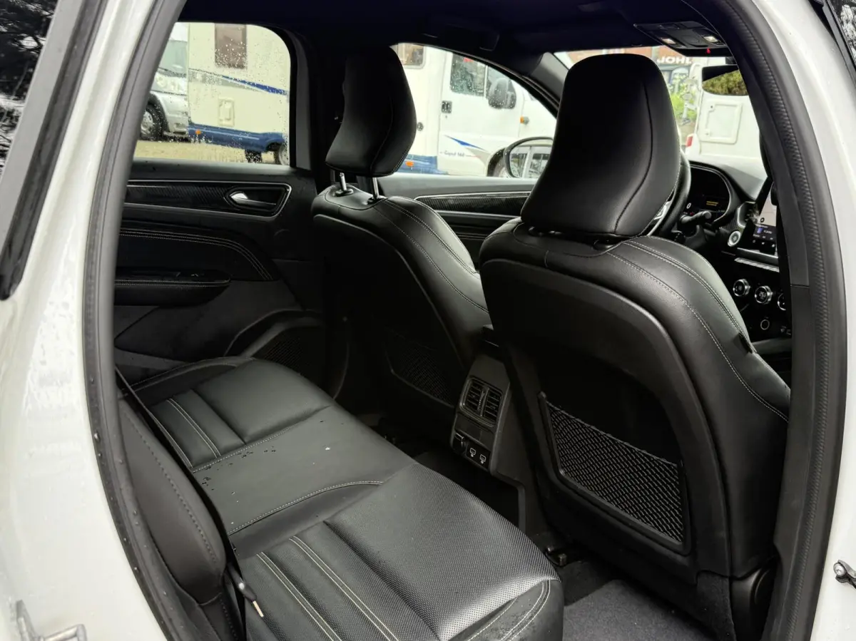 1.6 E-Tech full hybrid 145 techno,carplay