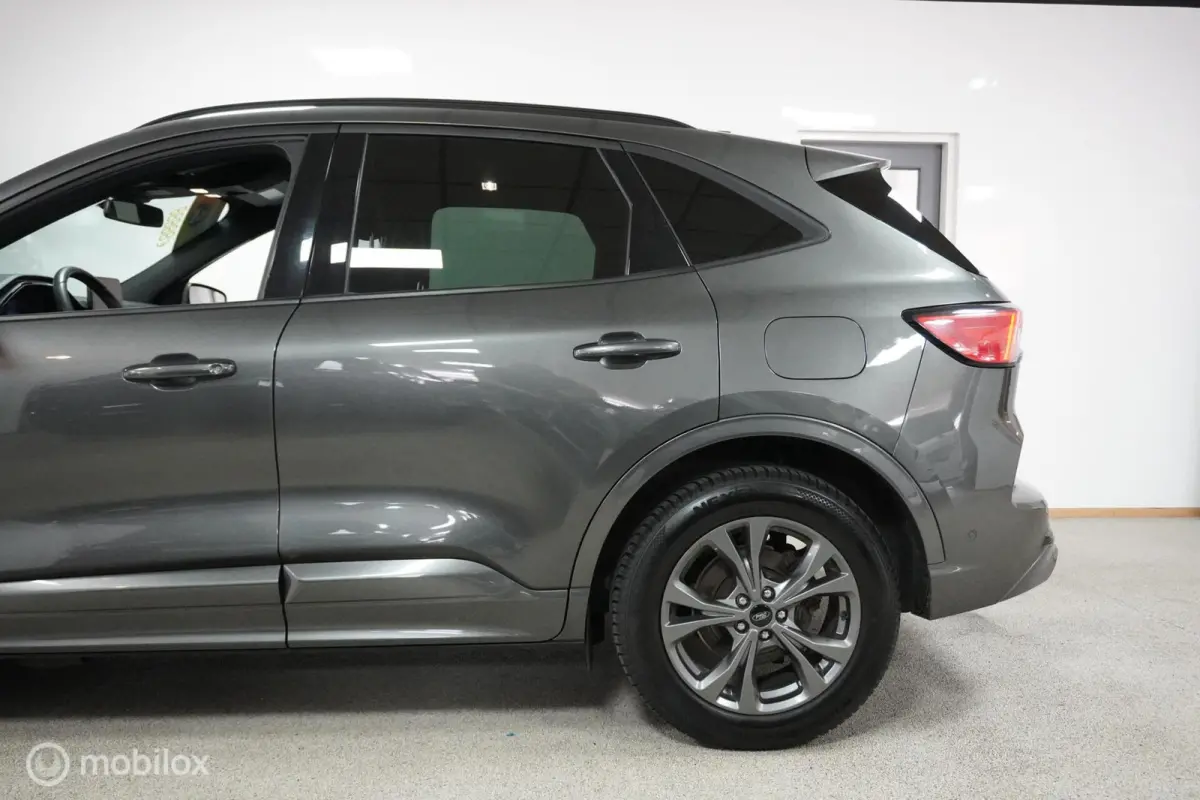 2.5 PHEV ST-Line X | winter pack | driver pack |