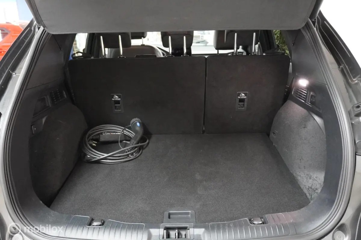 2.5 PHEV ST-Line X | winter pack | driver pack |
