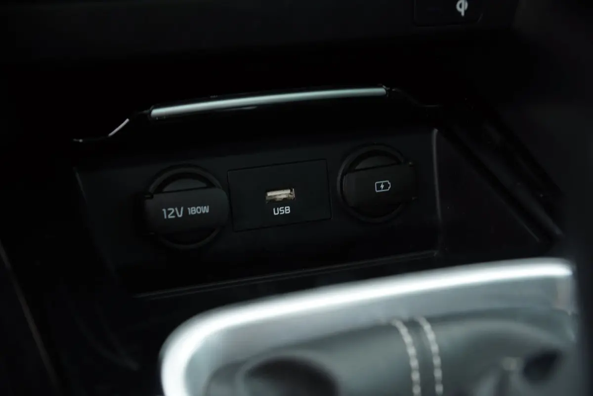 1.0 T-GDI GT-PlusLine 2021 Stoel|Stuur verwarming Carplay Pano Navi Clima Airco Elekt. koffer Cruise control Dodehoek
