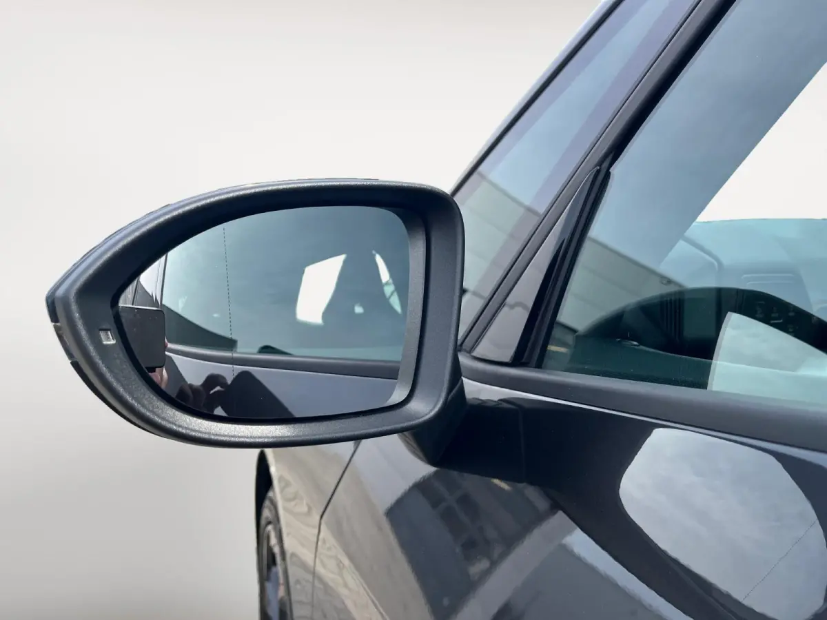 Impulse 62 kWh | Navigatie | Apple Carplay en Android Auto | Climate Control | Cruise Control