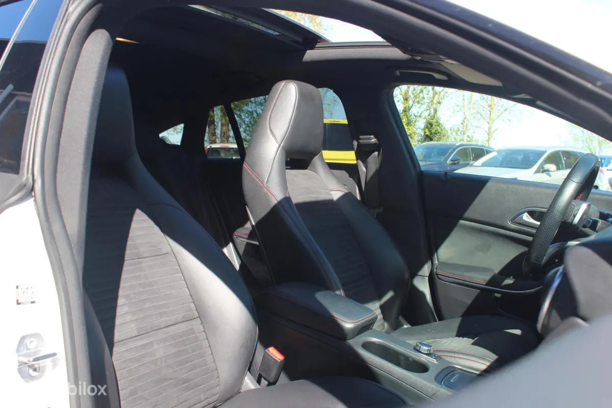 180 AMG Pano/Leder/Camera