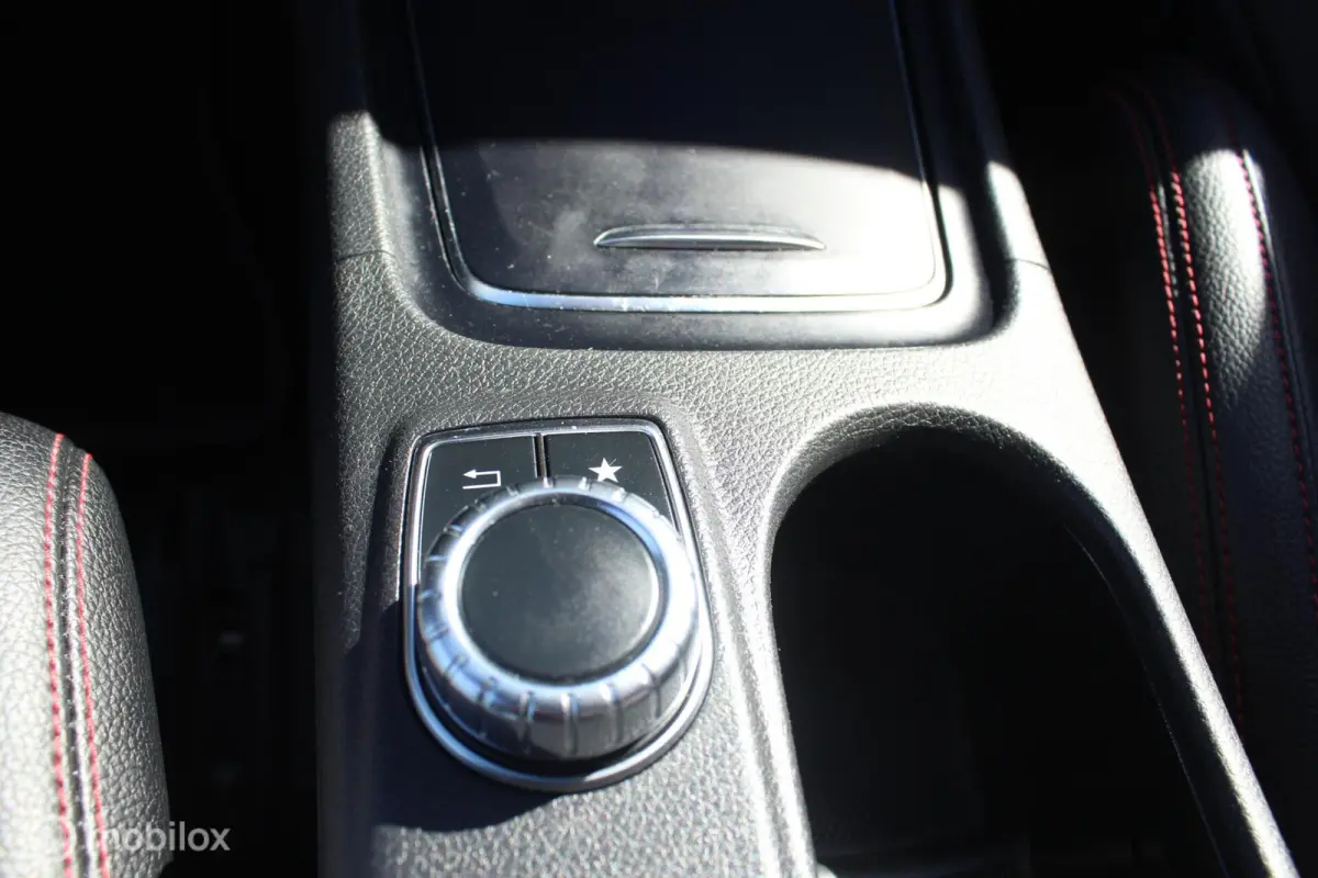 180 AMG Pano/Leder/Camera