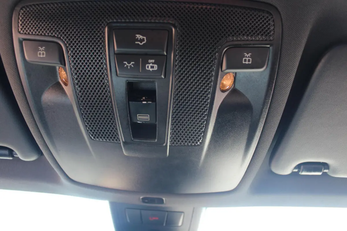 180 AMG Pano/Leder/Camera