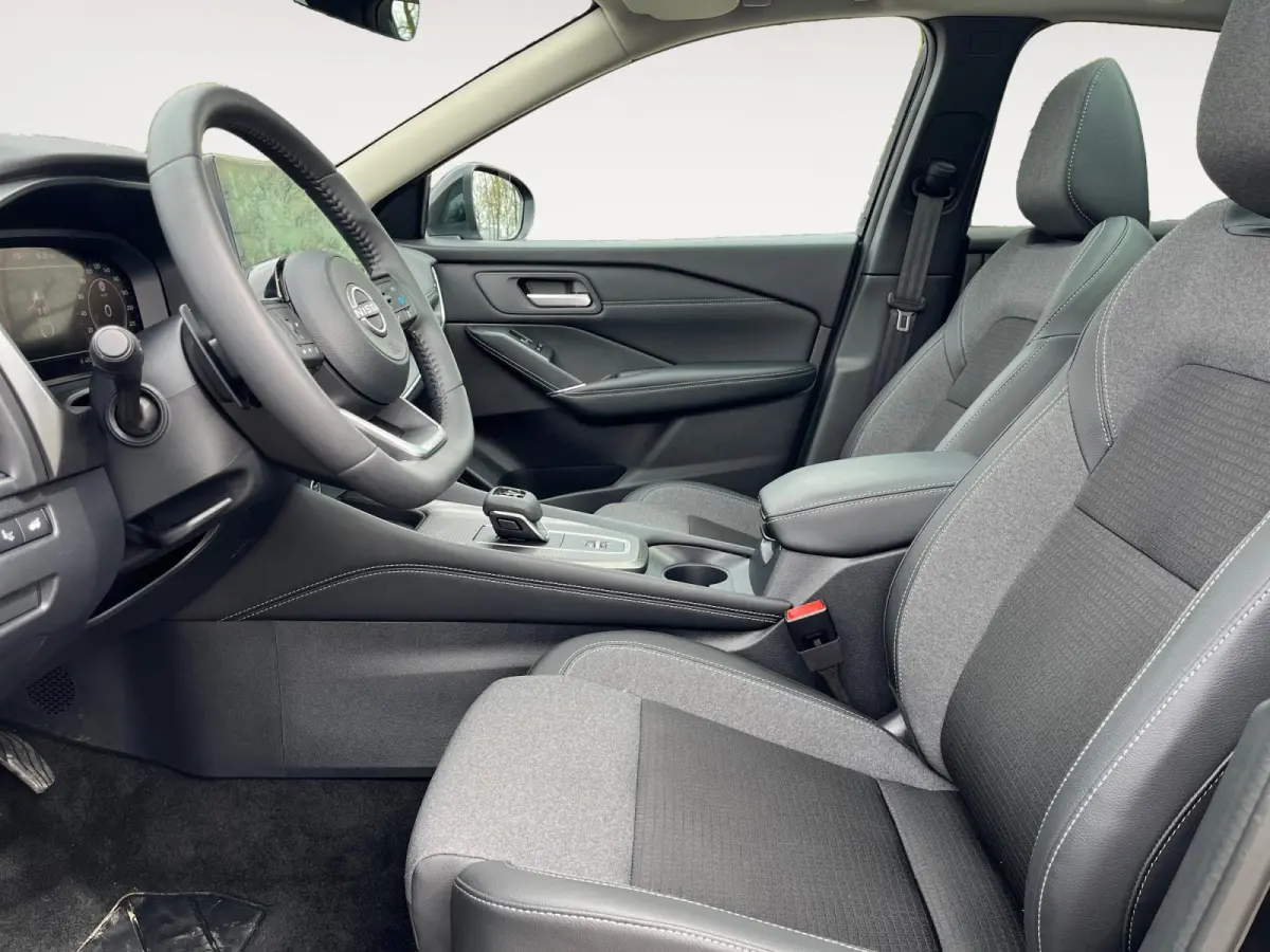 1.3 MHEV Xtronic N-Connecta | Cold Pack | Easy Pack | 360 camera | Apple Carplay en Android Auto | Adaptive Cruise Control