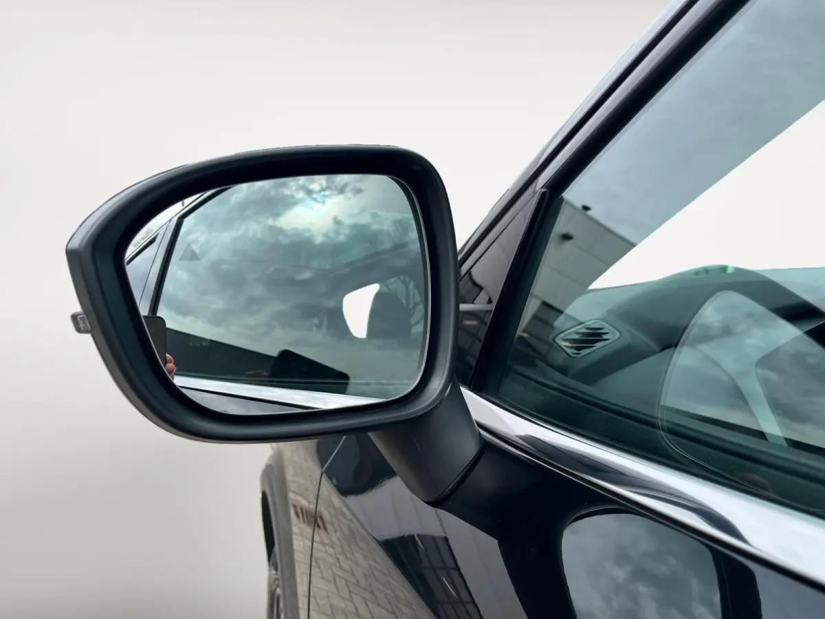 1.3 MHEV Xtronic N-Connecta | Cold Pack | Easy Pack | 360 camera | Apple Carplay en Android Auto | Adaptive Cruise Control