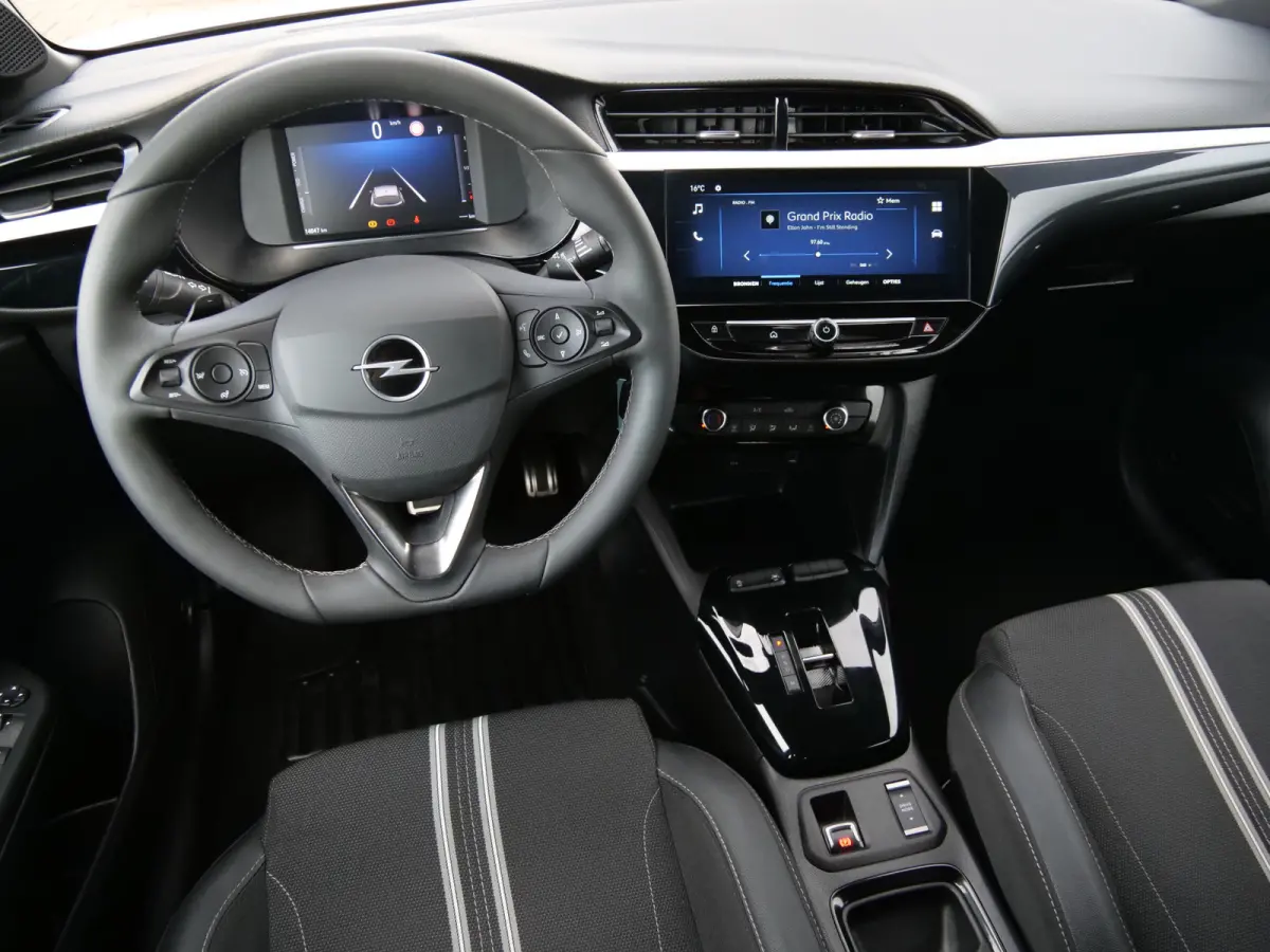 1.2 Turbo Hybrid GS 110 Pk Automaat DAB / Apple Carplay / Camera