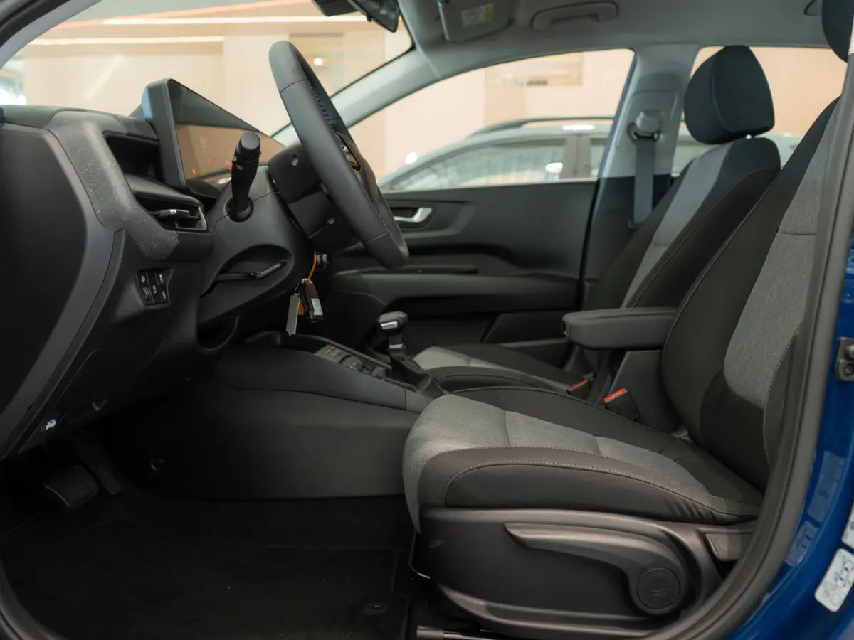 1.0 T-GDi MHEV DynamicLine | Op voorraad !| Stoel en stuurverwarming |