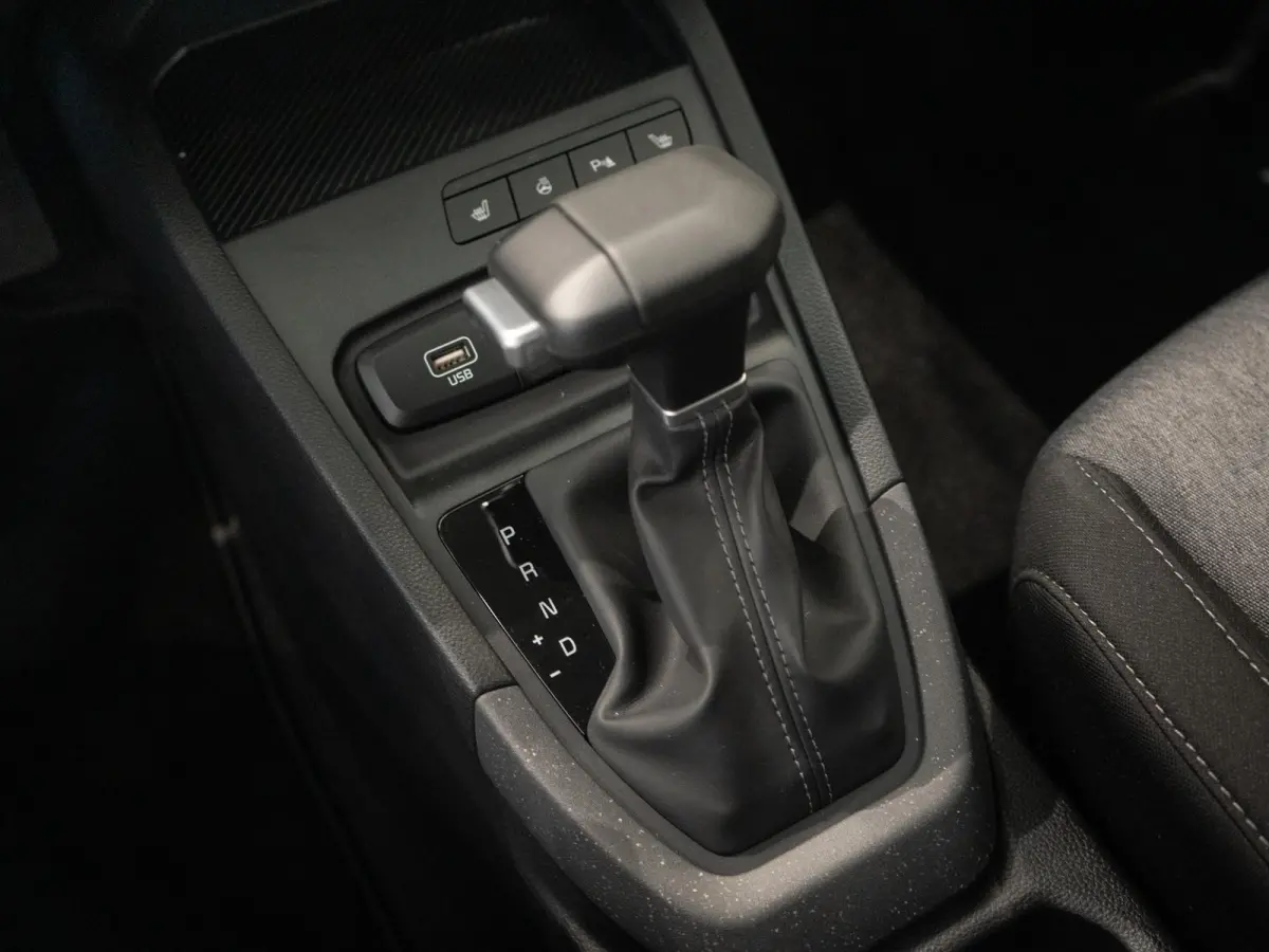 1.0 T-GDi MHEV DynamicLine | Op voorraad !| Stoel en stuurverwarming |