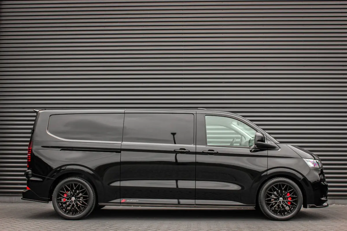34 L2H1 64kWh 218PK / JB- EDITON / 325KM WLTP RANGE / APPLE CARPLAY / DRIVERS- PACK / FULL OPTION