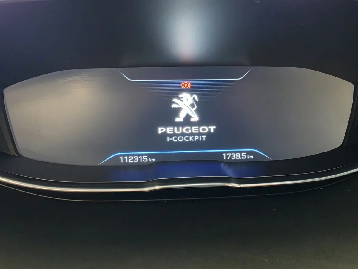 1.2 PureTech Allure Business Automaat – Nieuwe Distr – PANO – Trekhaak –