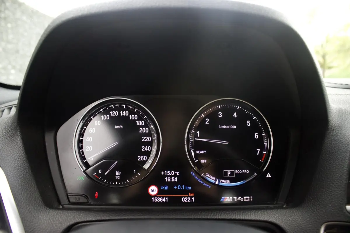 M140i Shadow | LCI2 - RWD - Navi Pro - Keyless