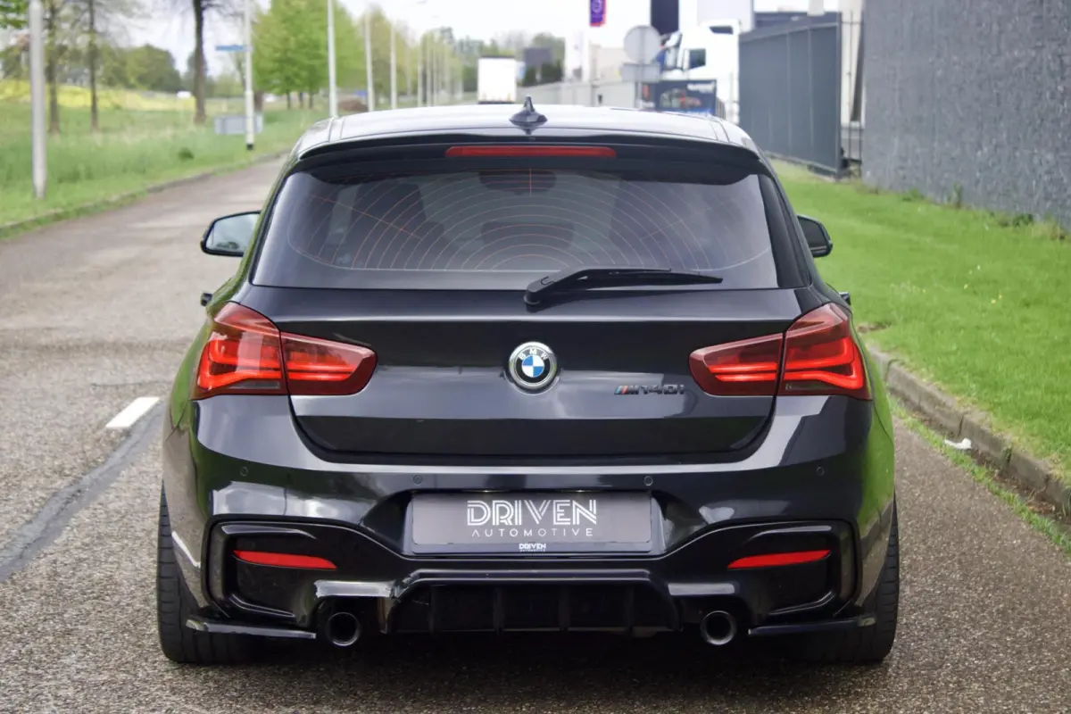 M140i Shadow | LCI2 - RWD - Navi Pro - Keyless