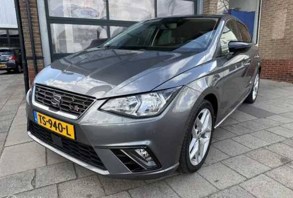 1.0 TSI FR | Stoelverwarming | Apple CarPlay