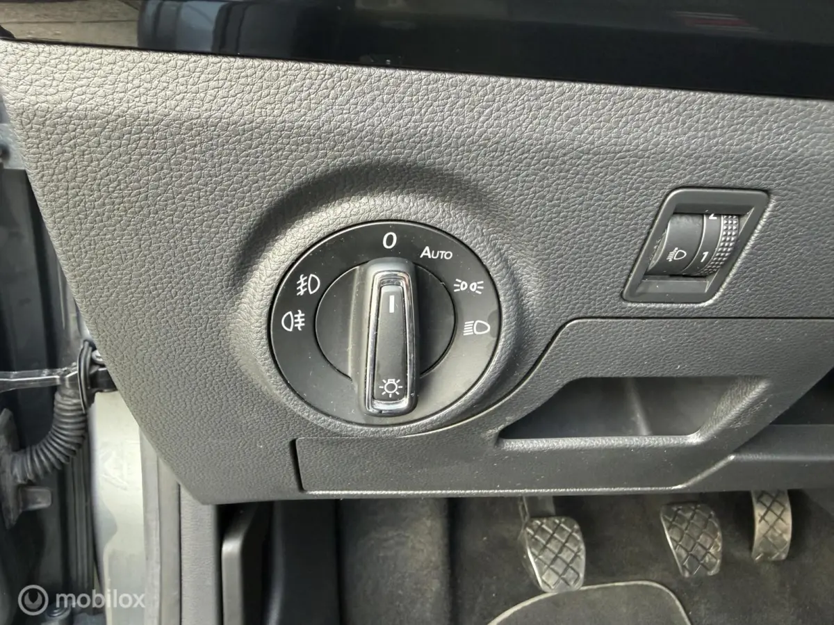 1.0 TSI FR | Stoelverwarming | Apple CarPlay
