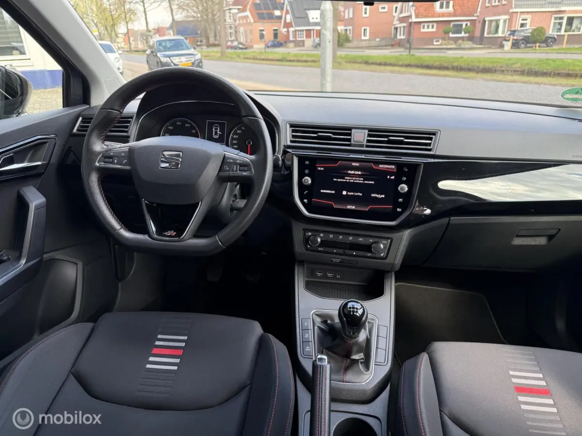 1.0 TSI FR | Stoelverwarming | Apple CarPlay