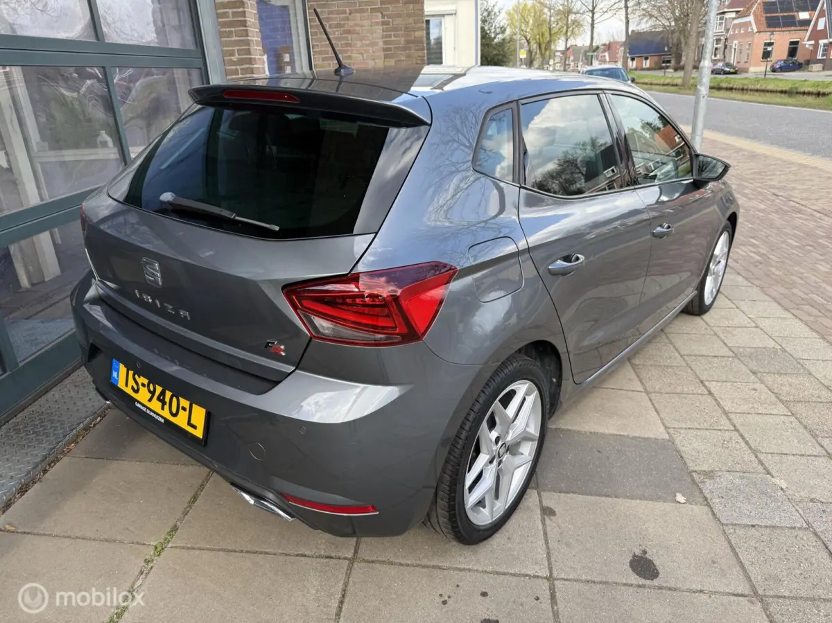 1.0 TSI FR | Stoelverwarming | Apple CarPlay