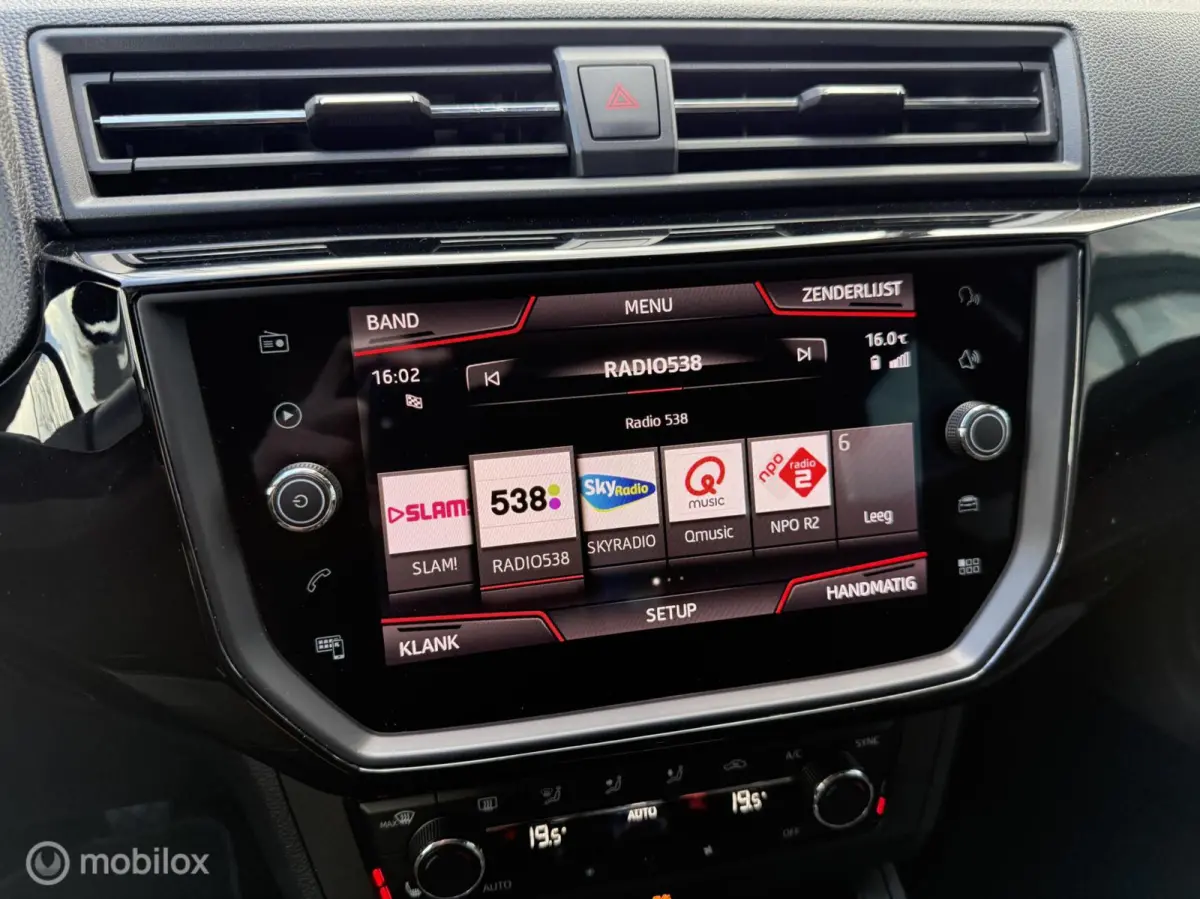 1.0 TSI FR | Stoelverwarming | Apple CarPlay