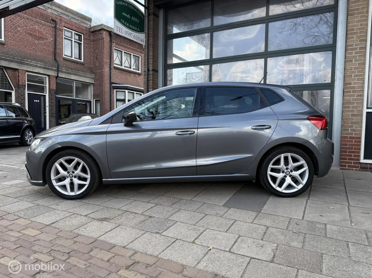 1.0 TSI FR | Stoelverwarming | Apple CarPlay