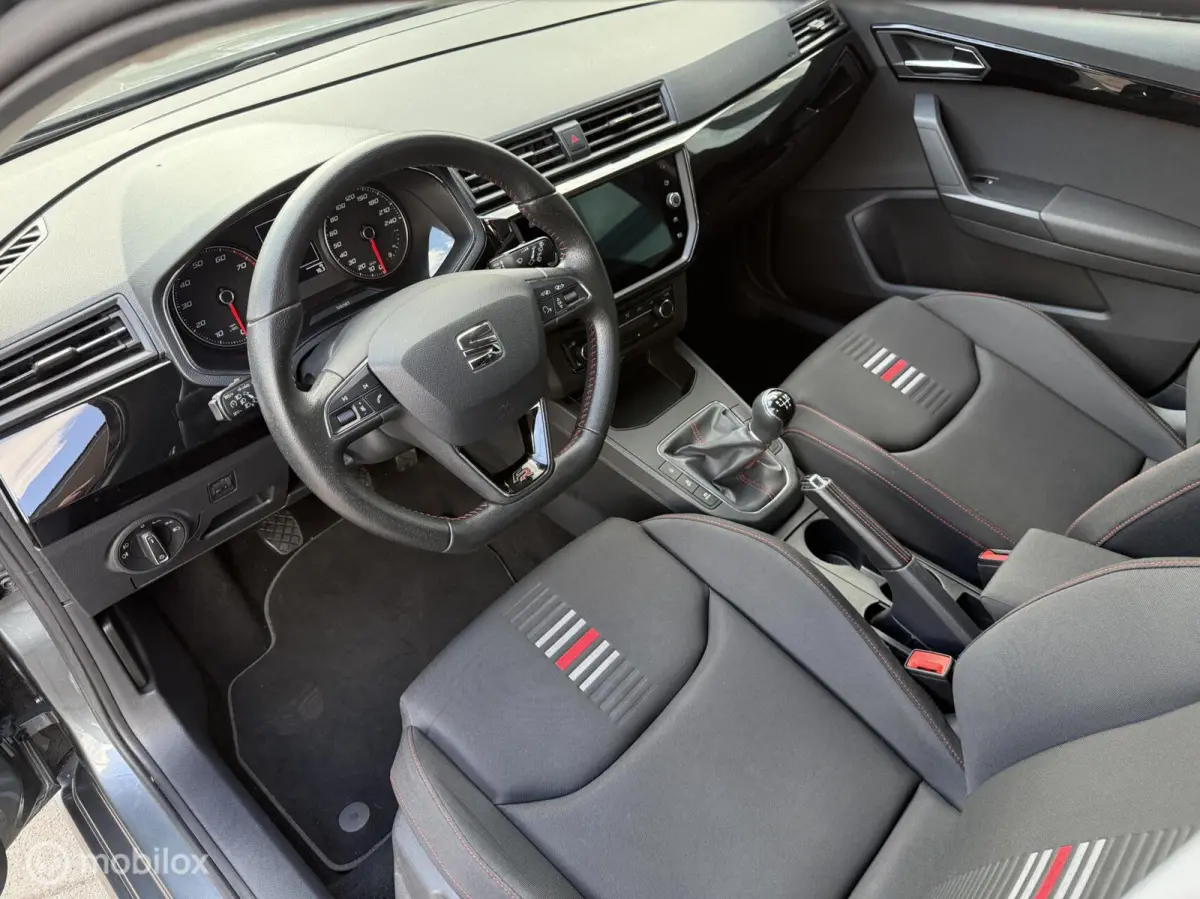 1.0 TSI FR | Stoelverwarming | Apple CarPlay