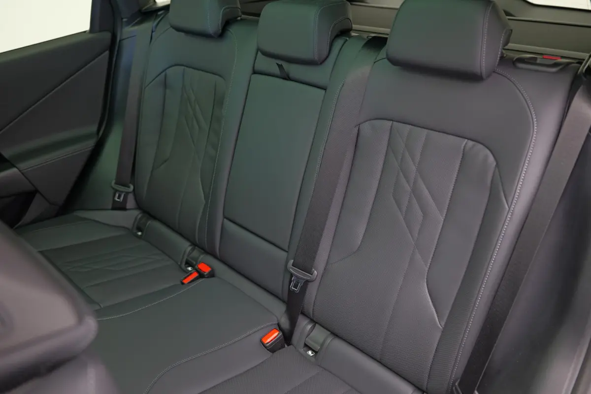 30e xDrive |Pano|M-pakket|Memory|Leder|