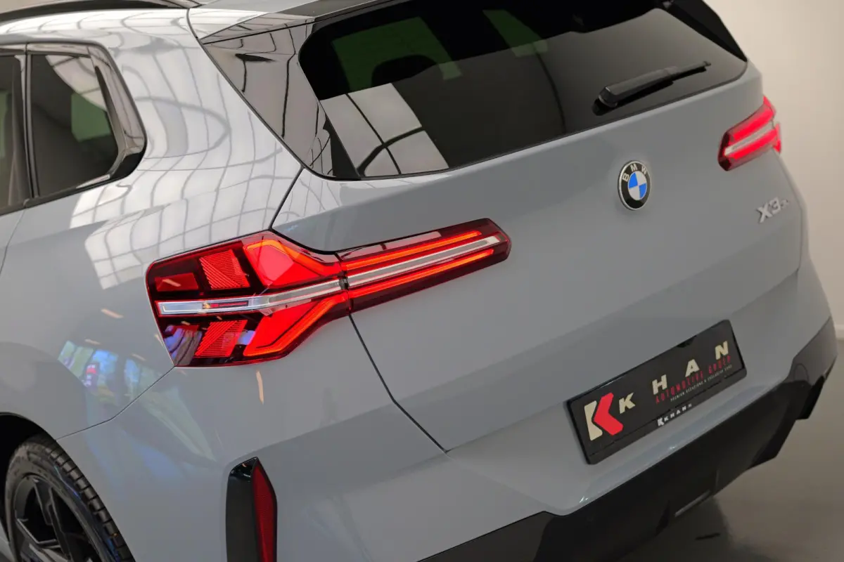 30e xDrive |Pano|M-pakket|Memory|Leder|