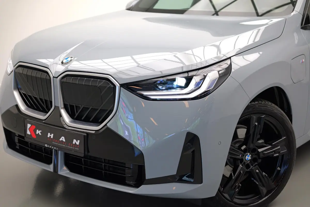30e xDrive |Pano|M-pakket|Memory|Leder|