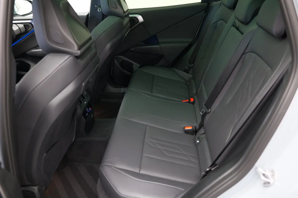 30e xDrive |Pano|M-pakket|Memory|Leder|
